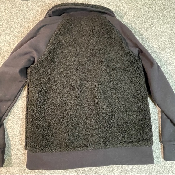ATHLETA Range Sherpa Full Zip Up Zip Side Pockets Black Fleece Jacket Size XS - Picture 3 of 8